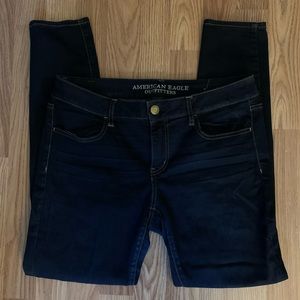 American Eagle Jegging Super Stretch - size 12 dark denim